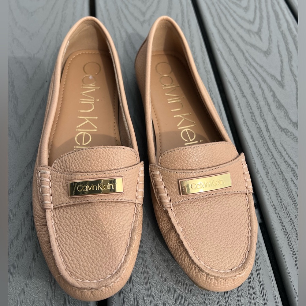 Calvin Klein Blush Loafers Size 7 *Excellent Condition*
